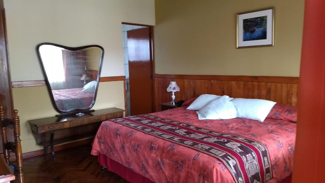 Hotel Colomba ワラス エクステリア 写真